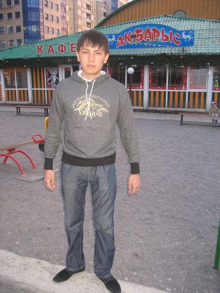 Тима Сериков