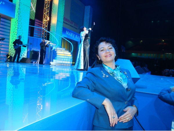 Дина Захарова