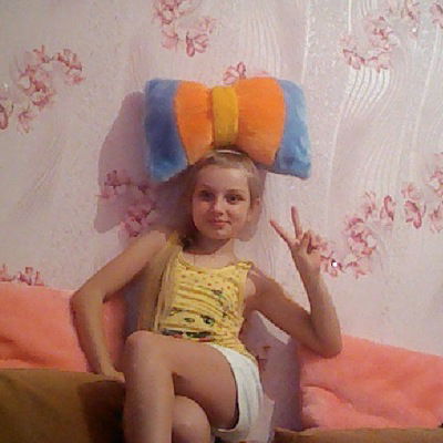 Аня Строева