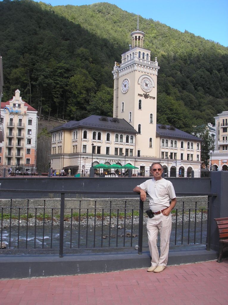 Анатолий Семенов