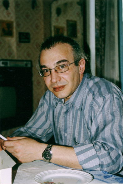 Яков Назаретян