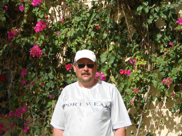 Виктор Карпов