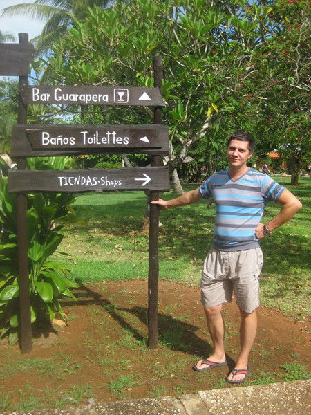 Виталий Холкин