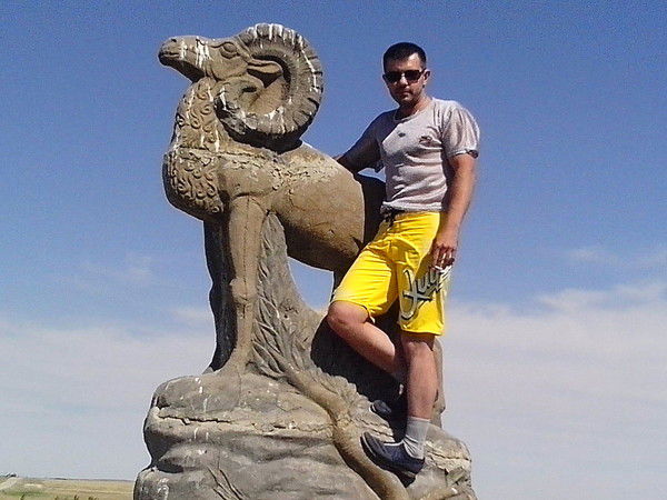 Максим Иванов