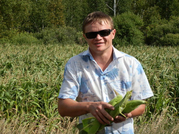 Макс Шкенев