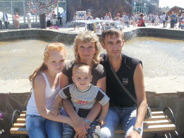 Саша Иванов