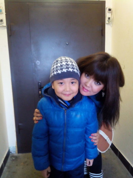 {{{{  Anara }}}} (((   Mamatkadyrova   )))