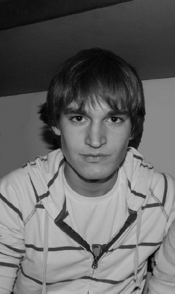 Антон Овчинников