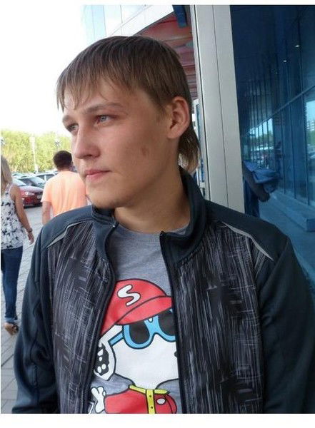 Александр Хаустов