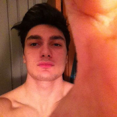 Джони Браво