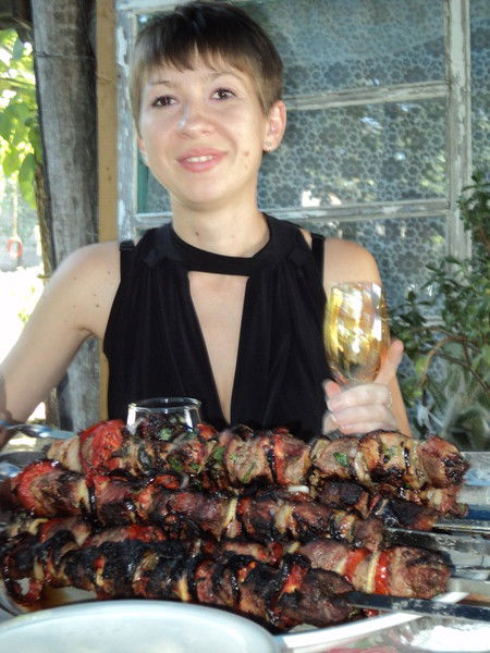 Юля Безверхая