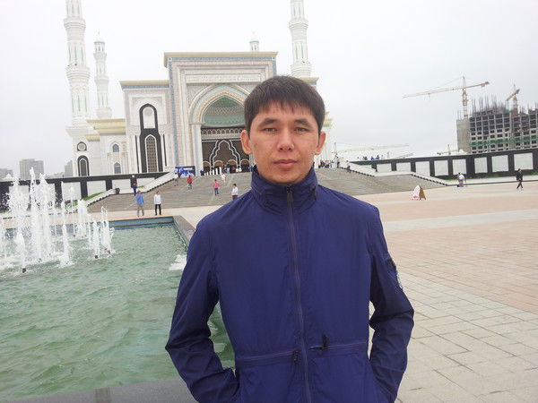 Almas Sultanbayev