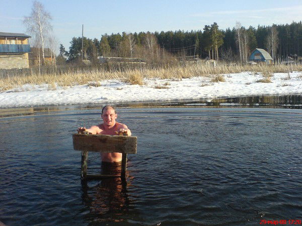 Денис Белоусов