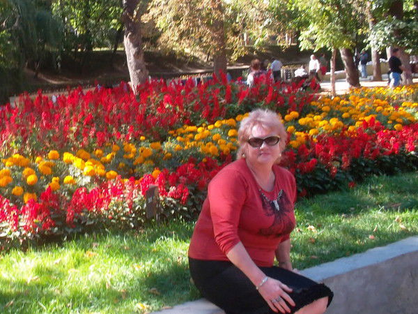 Елена Назарова