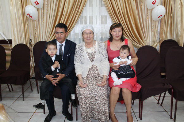 Асылтас (Ася) Есильбекова