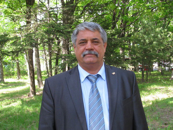 Виктор Новоторженцев