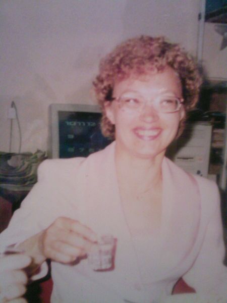 Лариса Устинова