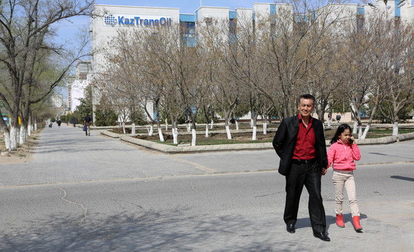 Съезбек Карипов