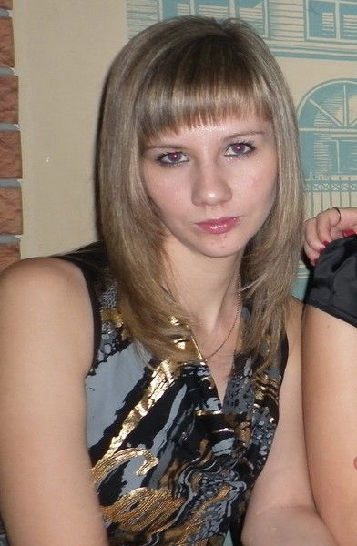 Лена Толоконникова