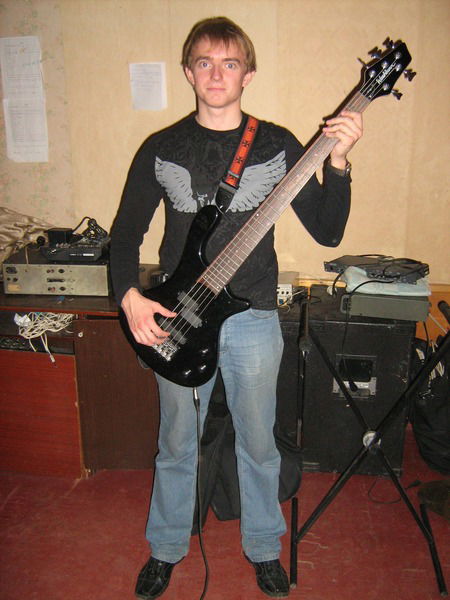 Антон Лужнев