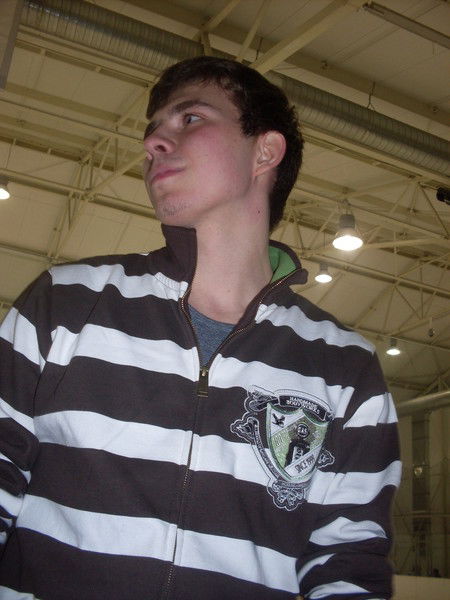 Андрей Комаров