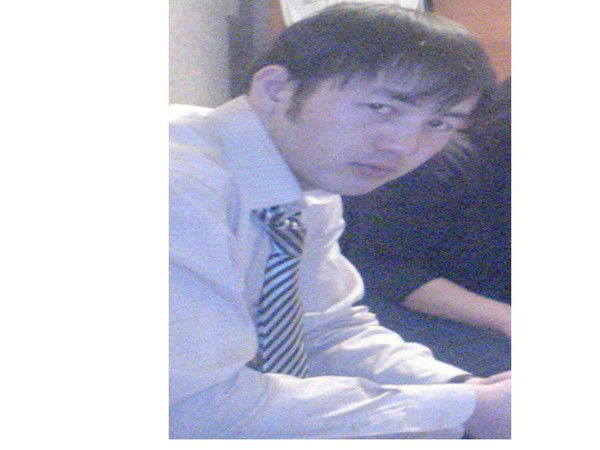 Динислам Карабеков