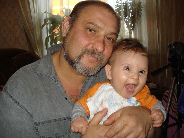 Алишер Файзиев