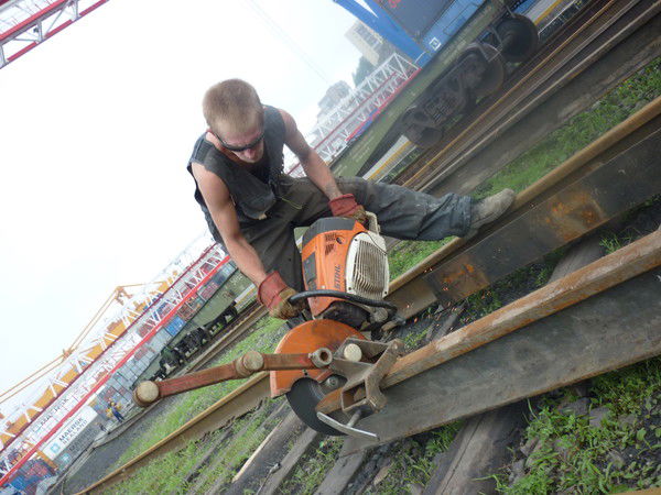 Денис Романов