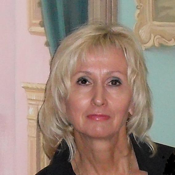 Анна Ульмасбаева