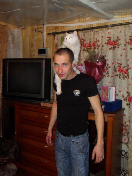 Александр Петров