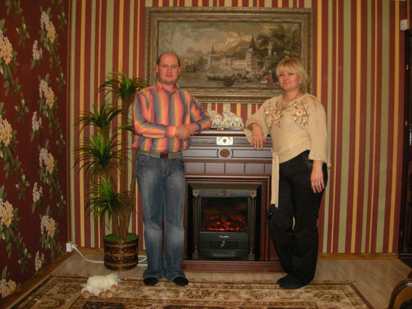 Анатолий Михов