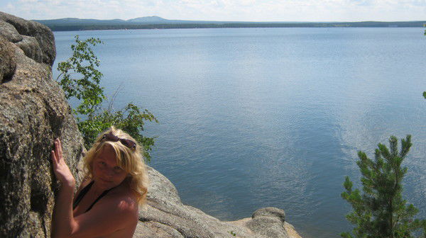 Елена Захарова