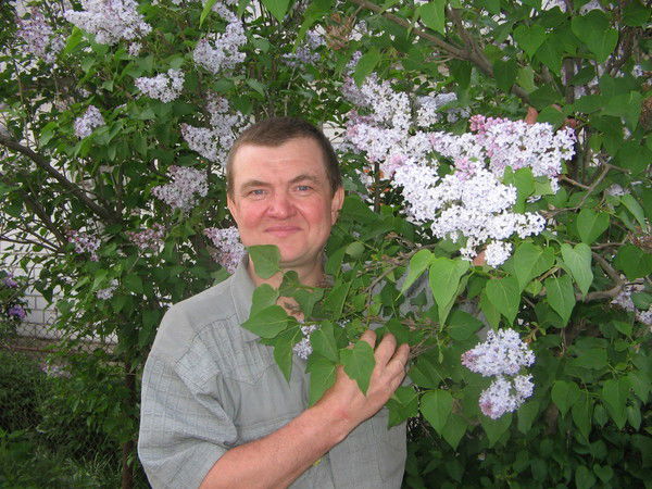 Александр Мельник