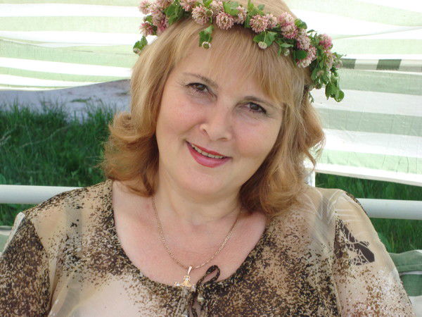 Людмила Попова