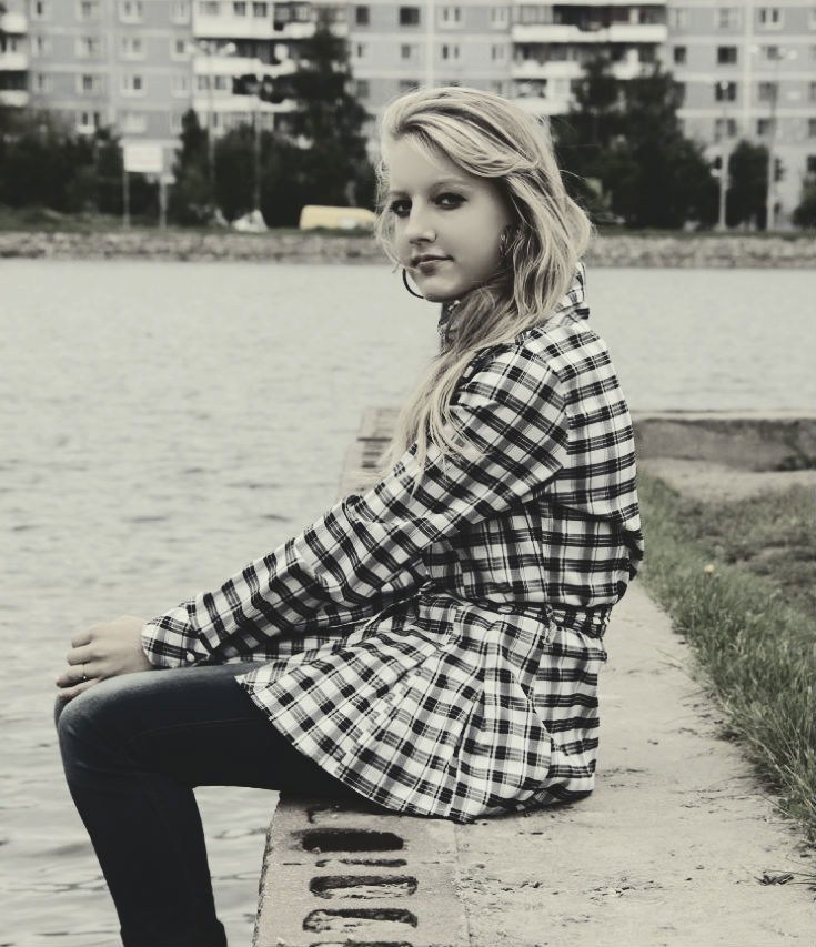 Настюша Фролова