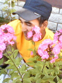 Назар Хатамов