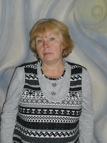 Нина Отинова