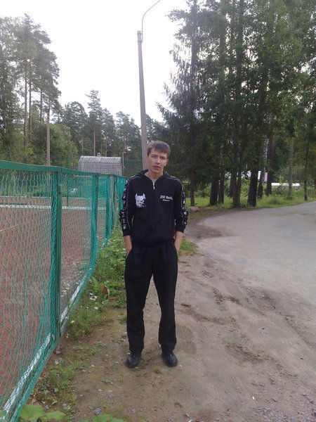 Александр Старков