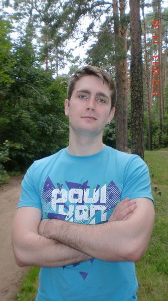 Дмитрий Лавренов