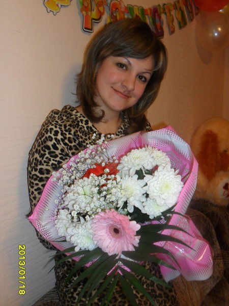 Маришка Конорева