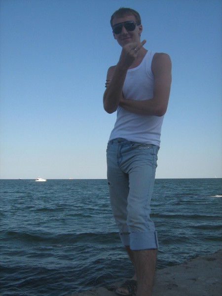 Дмитрий Шустов