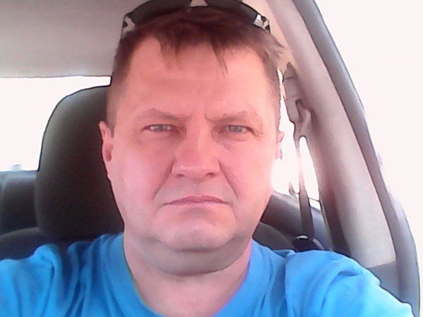 Александр Старостин