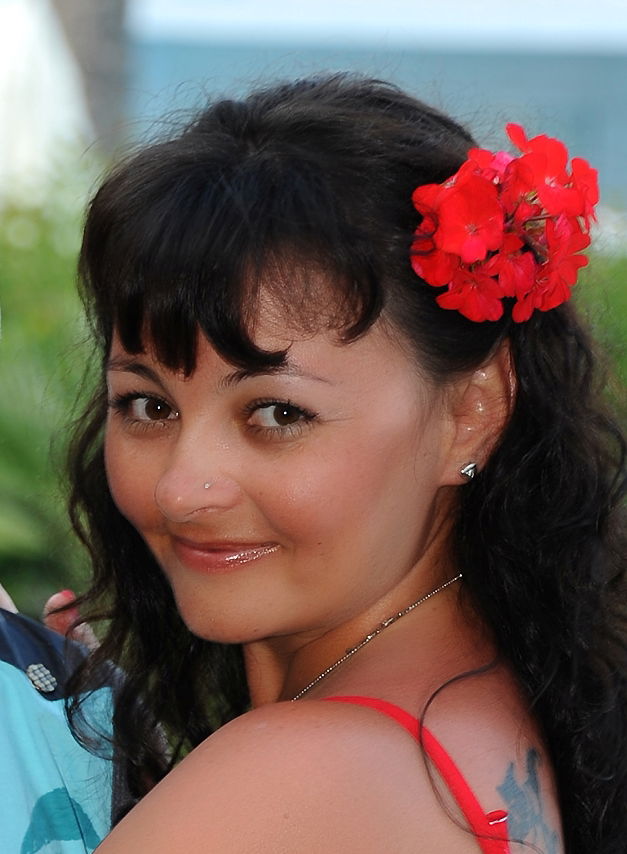 Алена Мирошниченко