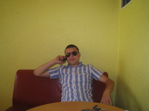 Александр Юрьевич