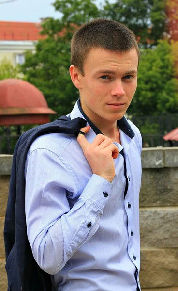 Антон Красняков