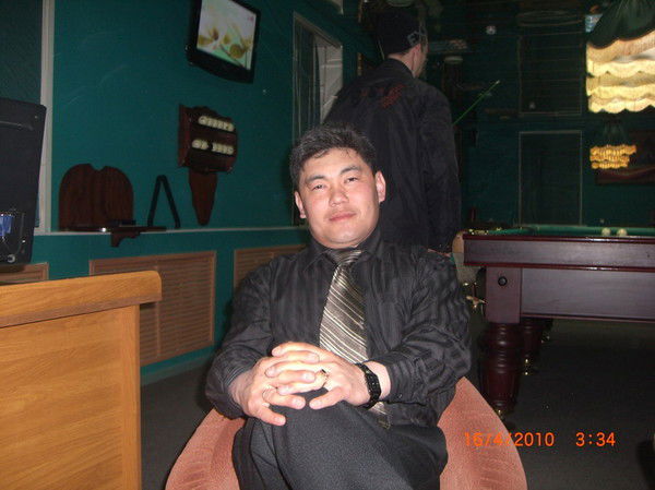 Станислав Чарыев