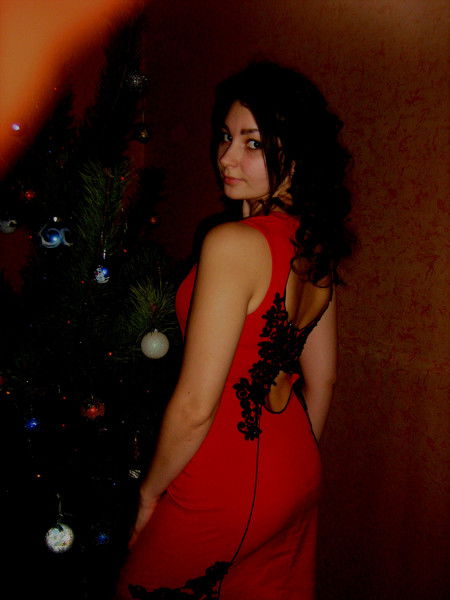 Оля Цуканова