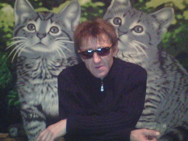 Олег Новиков