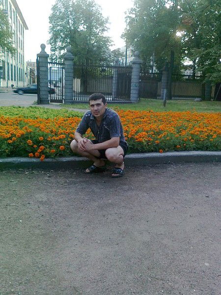 Валиджон Рустамов