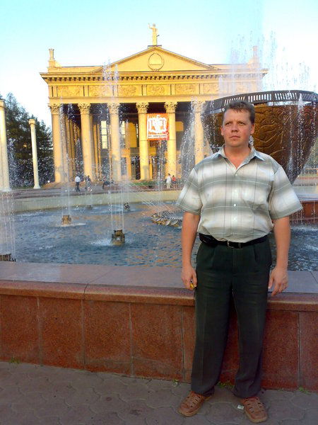 Евгений Бугров